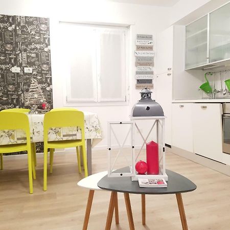 Le Stanze Del Trenino Rosso Apartment Tirano Exterior foto
